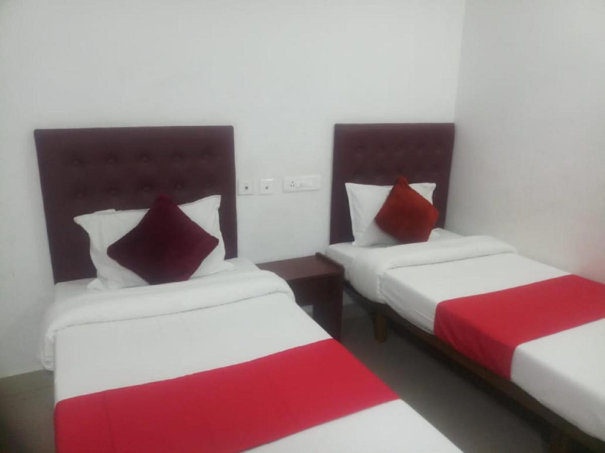 Hotel Jayaram Чидамбарам Екстериор снимка