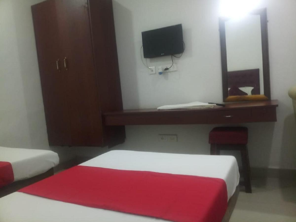 Hotel Jayaram Чидамбарам Екстериор снимка