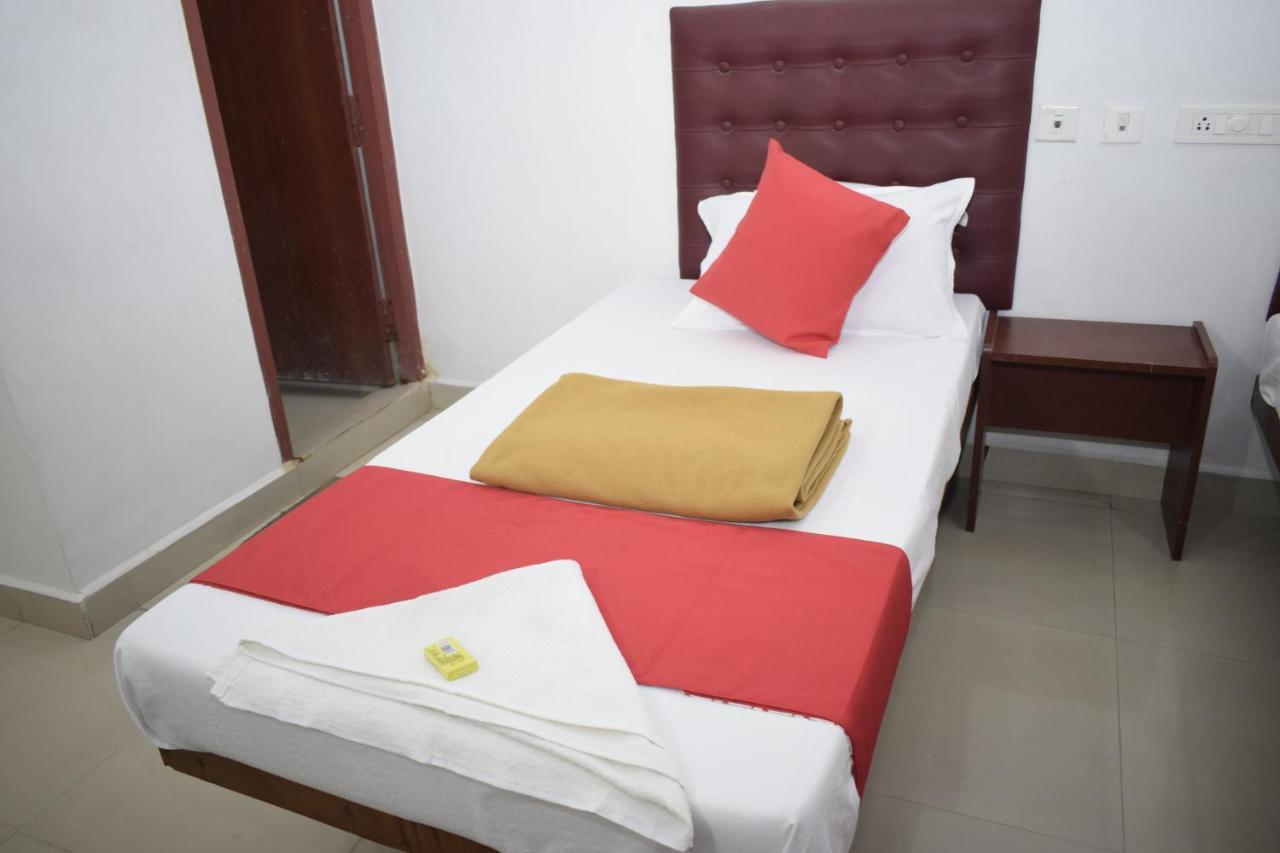 Hotel Jayaram Чидамбарам Екстериор снимка