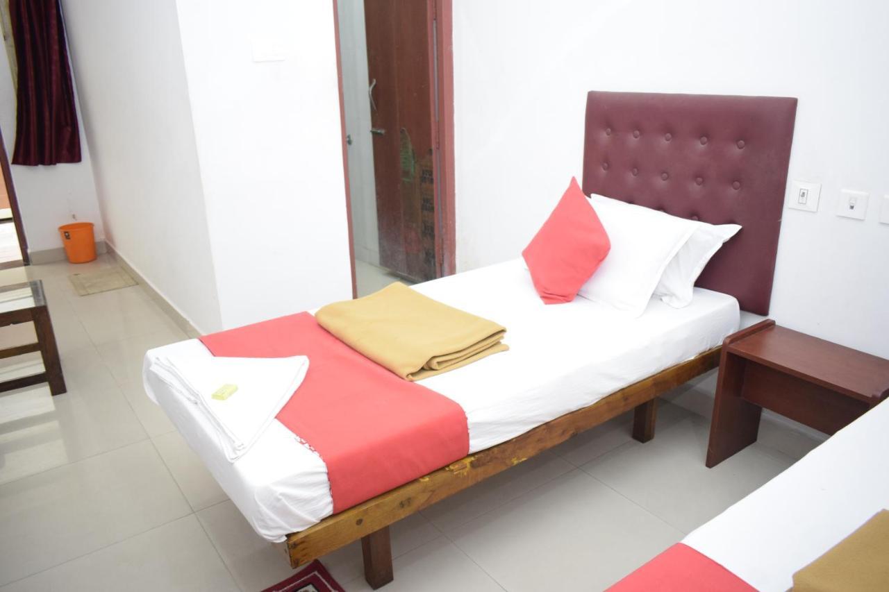 Hotel Jayaram Чидамбарам Екстериор снимка